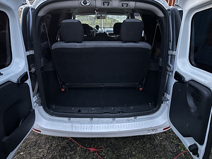 Dacia Logan 7 passager 1.6D (9 foto / 11)