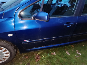Авто Peugeot (4 фото из 10)