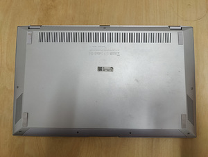 Asus ZenBook UX435EG-A5011T (3 foto / 3)