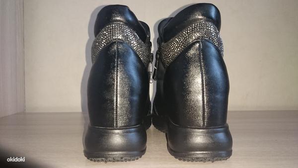 Новые кроссовки-сникерсы на скрытой платформе, 36,5-37 (фото #3)