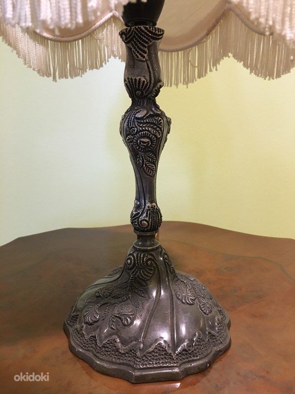 Старая настольная лампа (фото #2)