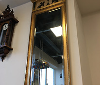 Настенное зеркало в стиле ампир