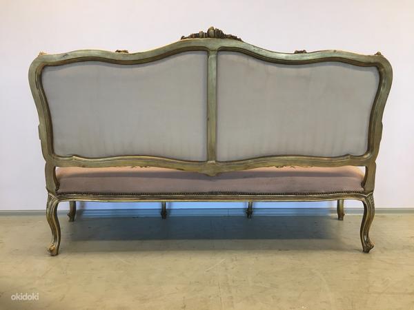 Красивый диван в стиле рококо (фото #6)