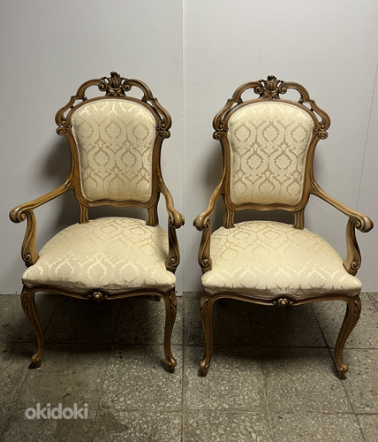 Tugitool rokokoo stiilis 2TK
