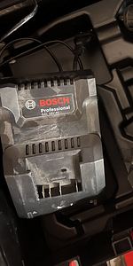 Bosch Professional akutööriistade komplekt (18V) – trell + p (4 foto / 5)