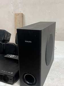 Philips kodukinosüsteem 5.1 (DVD + kõlarid + subwoofer) (2 foto / 3)