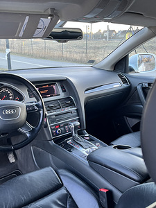 Audi Q7 4.2TDI S-line 2012 (4 foto / 13)