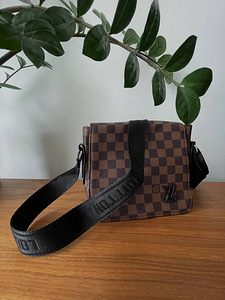 Louis vuitton, Chanel (5 фото из 7)