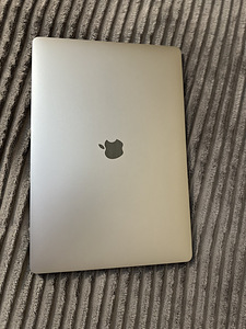 MacBook Pro 16-inch 2019 i7,16GB,512GB (6 foto / 7)