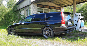 Volvo v70 d5 (4 фото из 5)