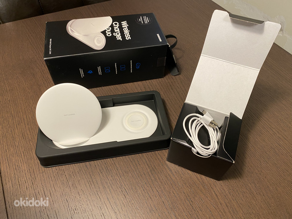 SAMSUNG Wireless Charger DUO (foto #2)