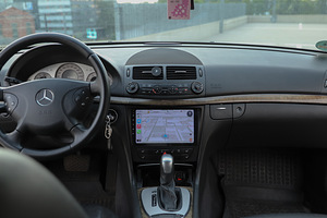 Mercedes Benz e280 CDI 4MATIC (7 foto / 9)
