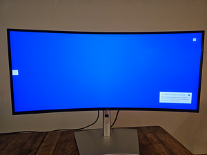 Монитор Dell U3423WE с встроенной док-станцией Type-C на 90 (4 фото из 10)