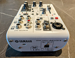 Yamaha AG03 mixing console and audio interface (2 foto / 2)