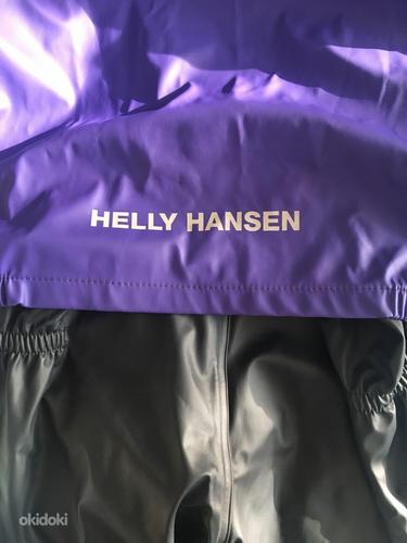 Helly Hansen girl (foto #1)