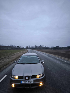 M/v Seat leon cupra 2.8 vr6 6k manu nelik (1 foto / 9)