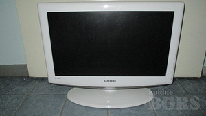 ДОСТОЙНЫЙ ТЕЛЕВИЗОР SAMSUNG (1 фото из 1)