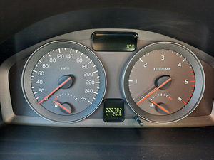 Volvo V50 1.6D 2008 (5 foto / 8)