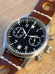 Escapement Time flieger хронограф