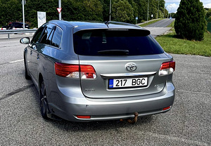 Toyota Avensis 1.8 108kW LPG (5 foto / 11)