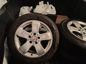 Mercedes Benz E class veljed (5 foto / 5)