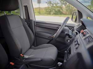 2016 VW Volkswagen Caddy (km-ga): diisel, automaat, avariita (9 foto / 11)