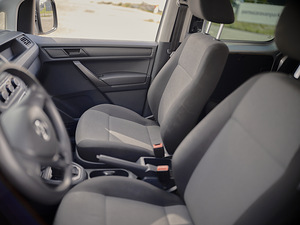 2016 VW Volkswagen Caddy (km-ga): diisel, automaat, avariita (10 foto / 11)