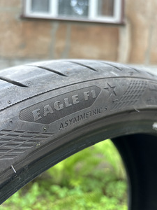 245/35R20 Eagle F1 2tk (2 foto / 5)