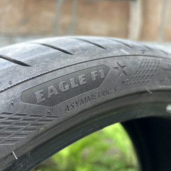 245/35R20 Eagle F1 2tk