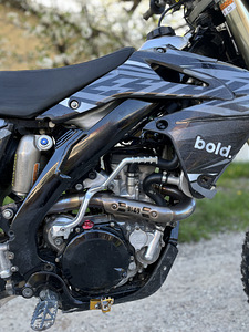 Suzuki RMZ 450 2016a (7 foto / 8)