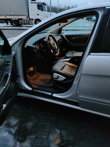 Mercedes-Benz R 320 3.0 165kW (7 foto / 15)