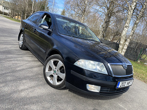 Skoda Oktavia (2 foto / 13)