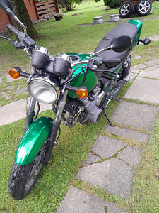 KAWASAKI ZR 550 (3 foto / 6)