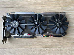 ASUS ROG STRIX GTX 1070 8GB (1 foto / 2)