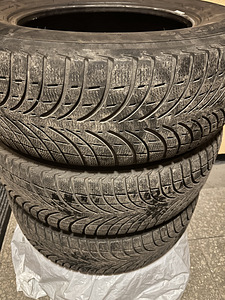 Rthvid 235/65R17 M+S (*) Michelin 4 tk (2 foto / 4)