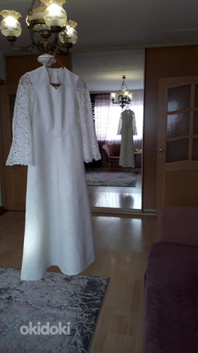 Свадебное платье из парчи (фото #1)
