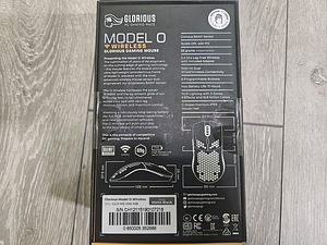 Glorious Model O Wireless mängurihiir (3 foto / 4)