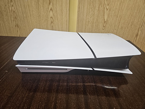 Sony Playstation 5 Slim Disc Edition + pult + kaablid (4 foto / 8)
