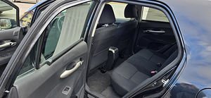 Toyota Auris 2008 (7 foto / 8)
