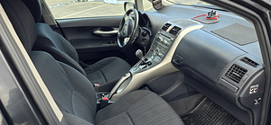 Toyota Auris 2008 (8 foto / 8)