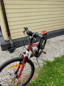 Детский велосипед TREK MT220 (3 фото из 3)