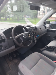 VW Transporter (4 foto / 8)