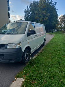 VW Transporter (8 foto / 8)