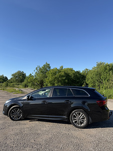 Toyota Avensis 2.0 105kW 2016 (7 foto / 14)