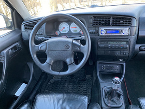 Golf 3 1.9TDI GTI (2 foto / 9)