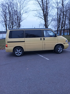Продам автомобиль (6 фото из 12)