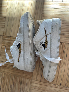 Naiste Nike tossud (4 foto / 5)