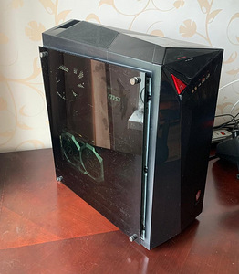 Игровой компьютер MSI (1 фото из 6)