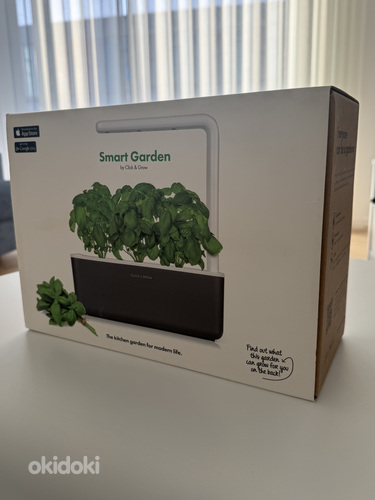 Click & Grow Smart Garden 3