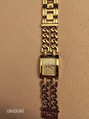 Часы Guess